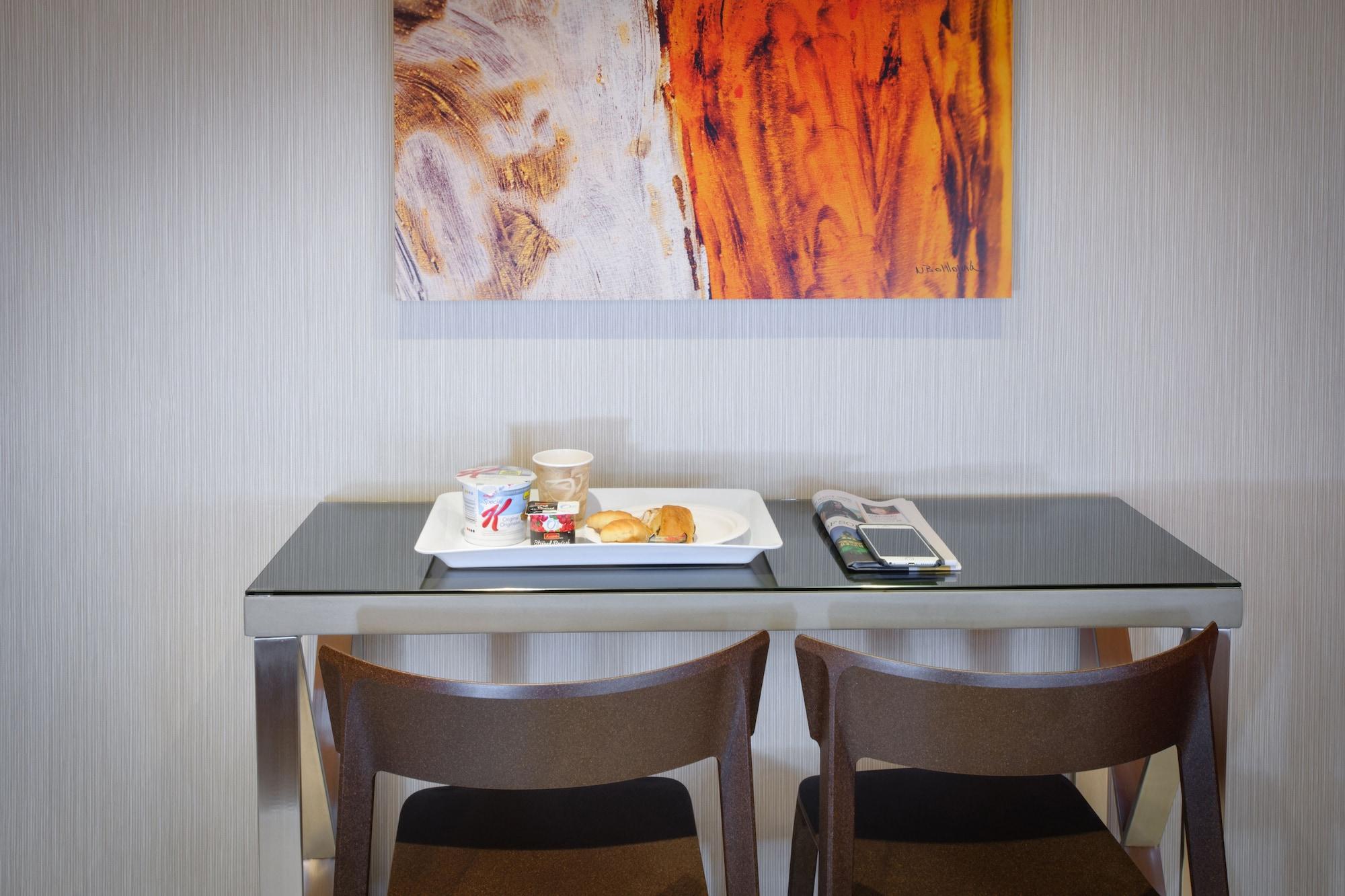 Le Chabrol Hotel & Suites Montréal Eksteriør billede