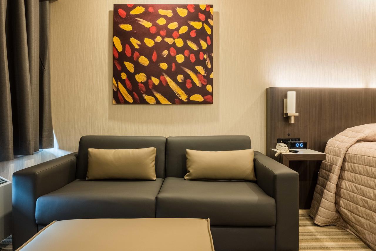 Le Chabrol Hotel & Suites Montréal Eksteriør billede